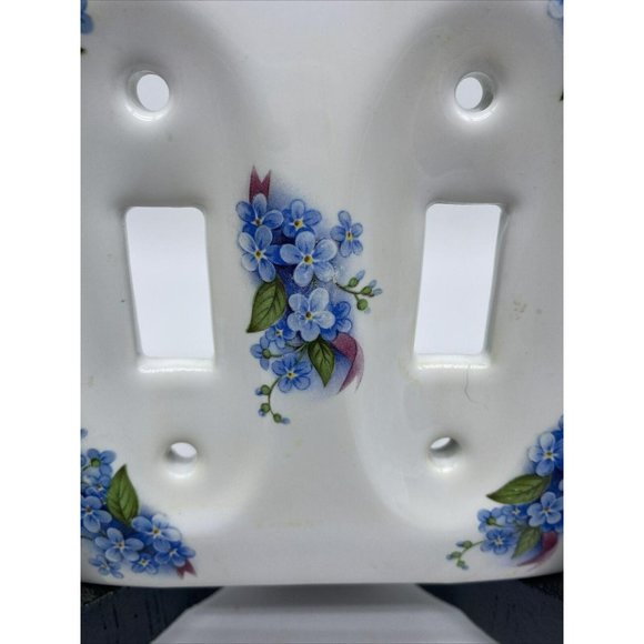 Lefton Light Switch Cover Double Blue Violets Gold - Picture 2 of 5